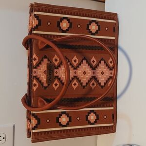 Wrangler Geometric Pattern Tote Bag - Brown